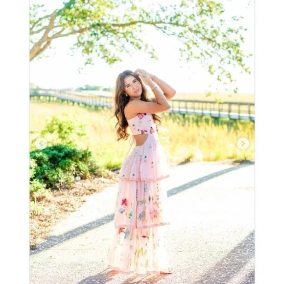 NWT LA FUORI Garden Gala Tier Dress in Pink Multi Floral - Picture 2 of 4